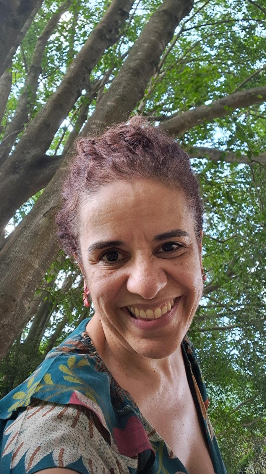 Etelma Mendes